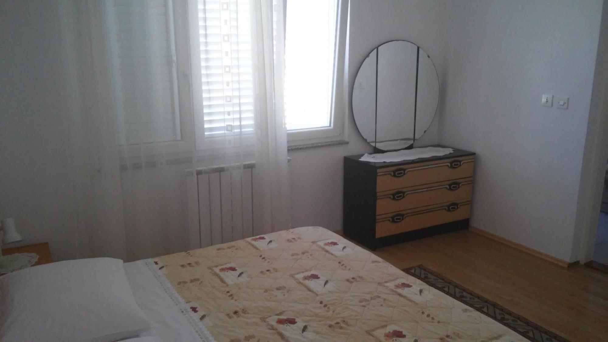 Apartments With A Parking Space Supetarska Draga - Donja, Rab - 11237 חדר תמונה